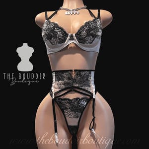 Elegant Lace Lingerie Set | Black and White Floral Bra | High-Waist Garter Belt and Panty Set | Sexy Boudoir Intimate Wear for Women