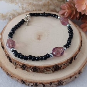 Handmade glass bead bracelet with toggle clasp