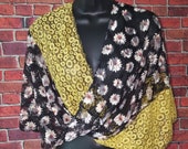 Yellow Black Lace Twisted Wrap
