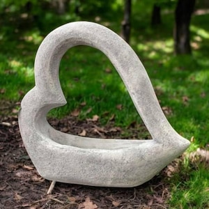 Heart planter sculpture / Garden plant pot art / Lawn concrete idea / Outdoor plant pot statue / Concrete heart ornament / Flowers pot decor