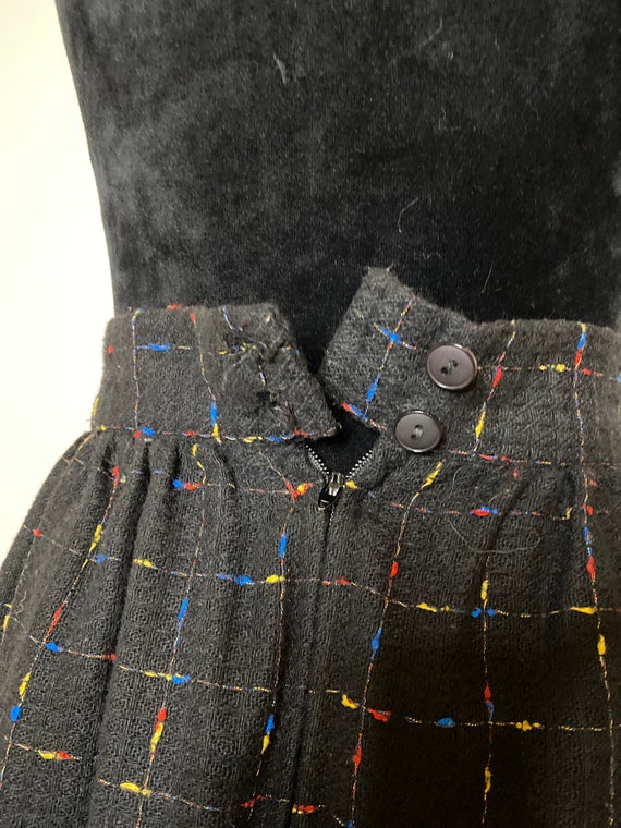 Sweet vintage black full skirt with subtle plaid … - image 3