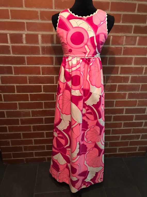 Psychedelic Hawaiian pink Maxi Tiki Dress - image 3