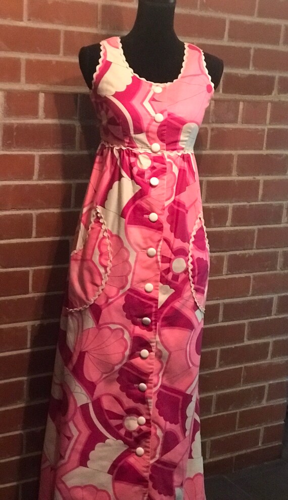 Psychedelic Hawaiian pink Maxi Tiki Dress - image 4