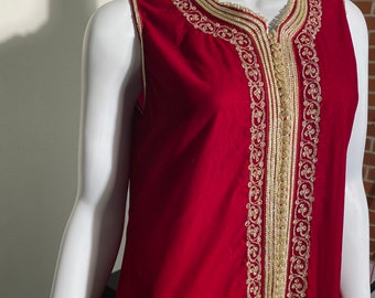 Vintage sleeveless regal red velvet dress with gold detail
