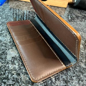 Cartera larga de cuero hecha a mano con 12 bolsillos para tarjetas
