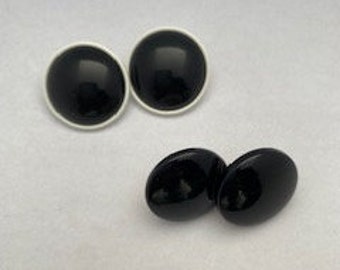 TWO Pairs of 80s Button Studs Black and White Plastic VINTAGE