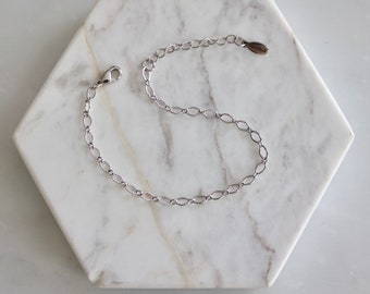 Textured Chain Bracelet