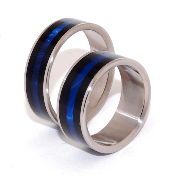 Schwarze Ringe, Titan Eheringe, Titan Schmuck, schwarze und blaue Ringe,  Herrenring, Damen Eheringe, Verlobungsring ORION -  Österreich