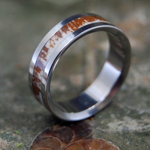 Anello nuziale in titanio, anello in corno di cervo, anello nuziale in legno, corno di cervo, anello da uomo, anello da donna, anello in acero, fede nuziale - CORNO DI CERVO TROVATO