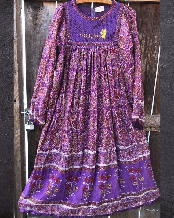 Vintage Indian Peasant Dress / 70's DEADSTOCK Dres