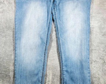 Time and Tru Women's Straight Leg Jeans Size 16 Petite Light Wash Denim