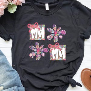 Floral Mama Tshirt, Cute Mom Tshirt, Coquette Mama Flower Tshirt, Spring Floral Mama Shirt, Mother&#39;s Day Gift, Gift for Mom, Coquette Mama