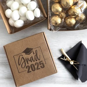Afstudeergeschenkdoos, afstudeercadeaus, klasse van 2025, cadeau voor afstuderen, afstudeerder 2025, gepersonaliseerde geschenkdoos, klasse van 2025 cadeaus, geschenkdoos