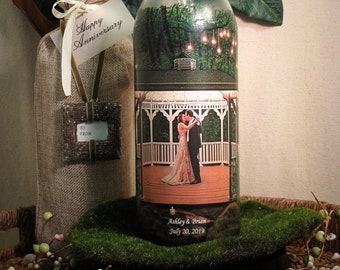 Wedding Gift for the Couple, Hand Painted Wine Bottle Candle With Your Photo, Personalized Wedding or Anniversary Gift, Wedding Momento