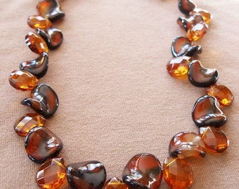 Modern Necklace with Potato Chip Agates for a Fun Look