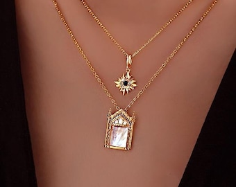 Enchanted Mirror Necklace – Fantasy-Inspired Gothic Pendant, S925 Silver & Gold-Plated Jewelry