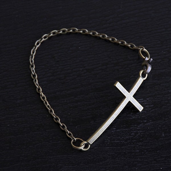 Bracelet cross : croix chaine