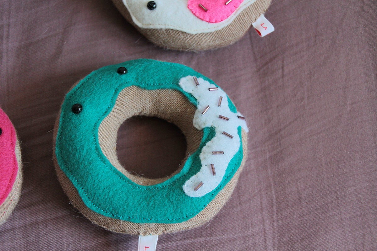 Peluche Donut Bleu Cute Kawaii Nourriture Gateau Miam Etsy Peluche Donut Bleu Cute Kawaii Nourriture Gateau Miam Etsy