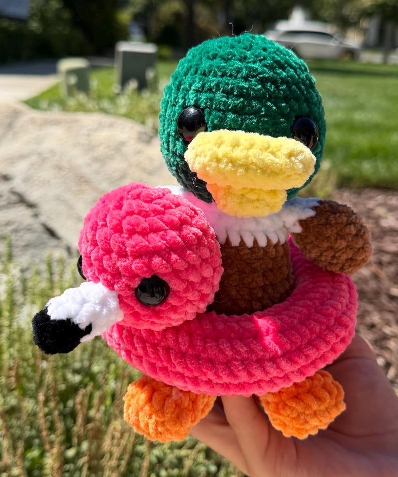 Crochet Duck Plushie zdjęcie 5