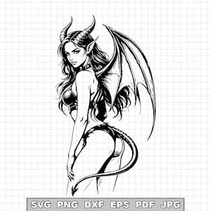 Op de afbeelding: Zwart-wit illustratie van een vrouwelijke demon met hoorns, puntige oren en grote vleugels. De demon draagt een onthullende outfit en heeft een lange staart. De afbeelding is een digitale tekening, geschikt voor een tattoo of grafisch ontwerp.