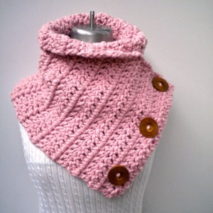 Scarf Blossom Pink Buttoned Cowl Bulky Crochet