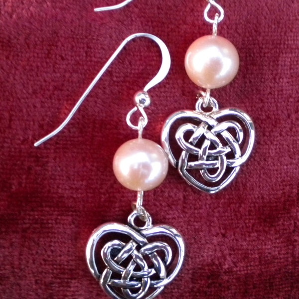 Earrings Silver Celtic Hearts and Pearls - A Stor Mo Chroi - FREE SHIPPING