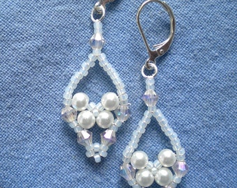 Earrings White Crystal Pearl Beaded Trinket