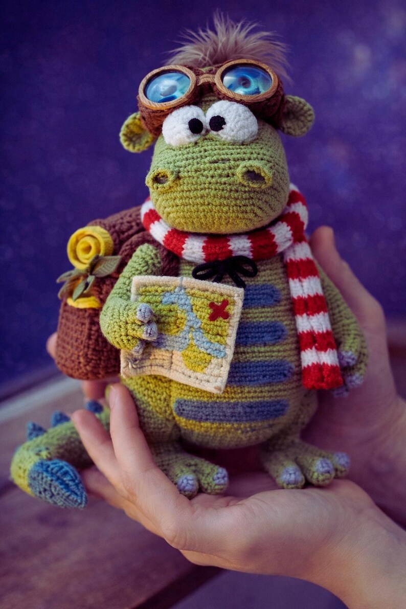 Kit de crochet Dragon Vert Aventure, Kit de bricolage Dragon Amigurumi pour débutants, Ensemble de crochet en peluche Dragon Mignon avec instructions pour le fil et le crochet. image 2
