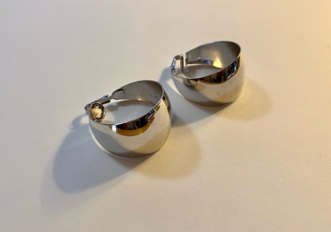 Vintage Crown Trifari Large Hoop Loop Clip Earrings Light - Etsy