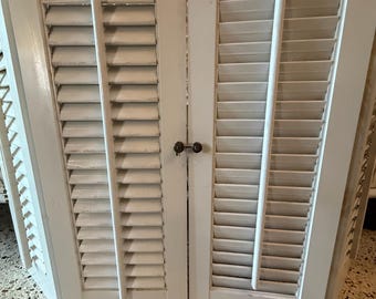 1 Pair of Vintage White Painted Wood Shutters 29”X9”