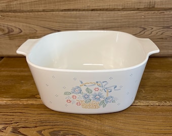 Corning Ware Country Cornflower A-3-B 3 Liter Casserole Dish
