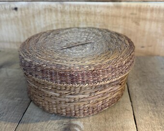 Vintage Woven Straw Basket with Lid, Sweet Grass Basket