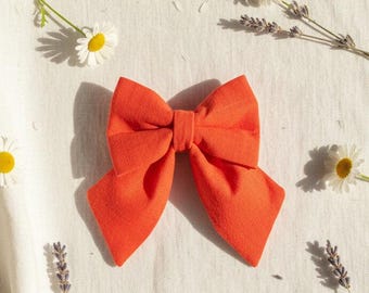 Fiocco per cani in misto lino / Fiocco per cani da marinaio arancione brillante / Fiocco estivo per cani fatto a mano / Accessorio per cani leggero e minimalista / Fiocco da indossare sopra il collare