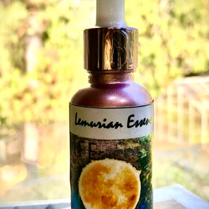Lemuria Essence LIFE essential/absolute oil blend: 1 ounce Bottle