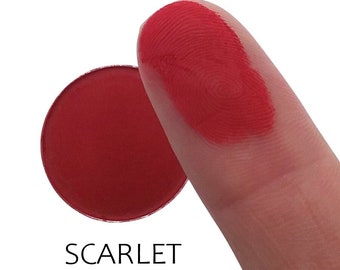 Scarlet-Matte Eyeshadow