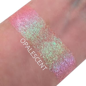 Opalescent-Duochrome-Shifting Eyeshadow