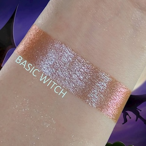 Basic Witch-Duochrome Eyeshadow