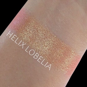 Helix Lobelia-Duochrome-Shifting Eyeshadow