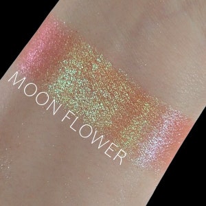 Moon Flower-Duochrome-Shifting Eyeshadow