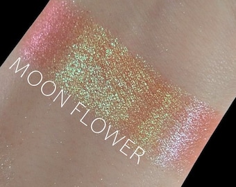 Moon Flower-Duochrome-Shifting Eyeshadow