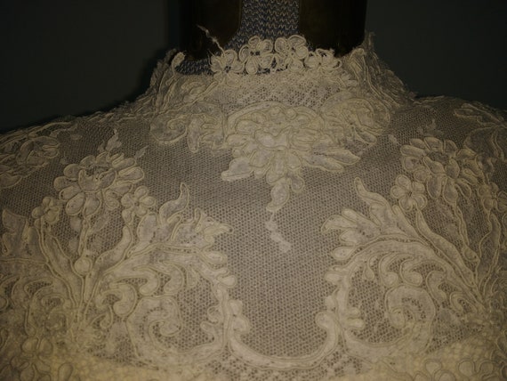 Exquisite Alencon Lace Wedding Dress - image 4