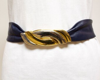 Vintage Women's Belt, Blue Leather belt by Liz Claiborne size medium small