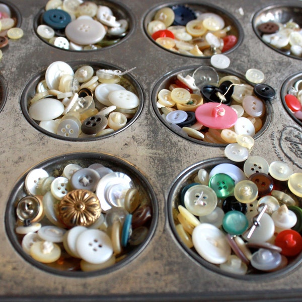 Antique and Vintage Buttons