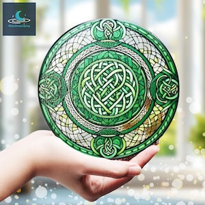 Atrapasueños de vidrieras con nudo celta verde, decoración para el hogar en Irlanda