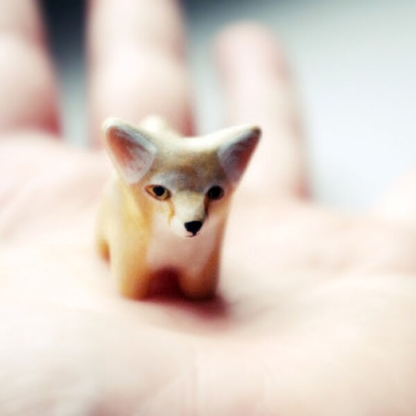 Fennec fox pocket totem figurine