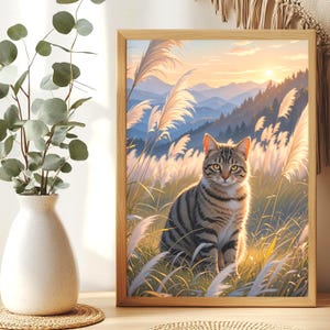 Arte de gato al atardecer, impresión de montaña serena, póster de paisaje japonés, campo de hierba de la pampa, regalo para amantes de la naturaleza, decoración de pared de gato atigrado