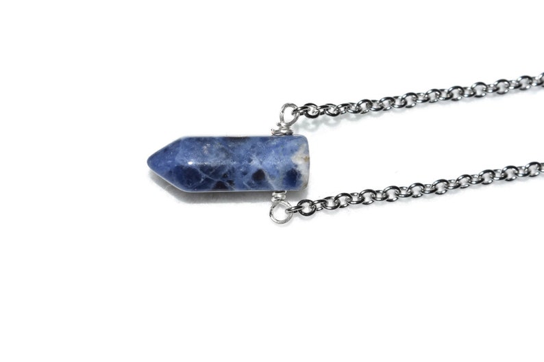 Sodalite 18mm Point Necklace Pendant Minimalist Crystal Quartz Healing Unisex