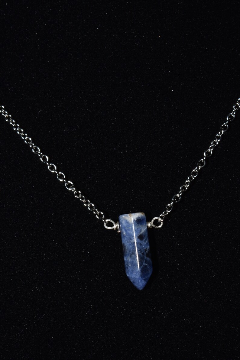 Sodalite 18mm Point Necklace Pendant Minimalist Crystal Quartz Healing Unisex