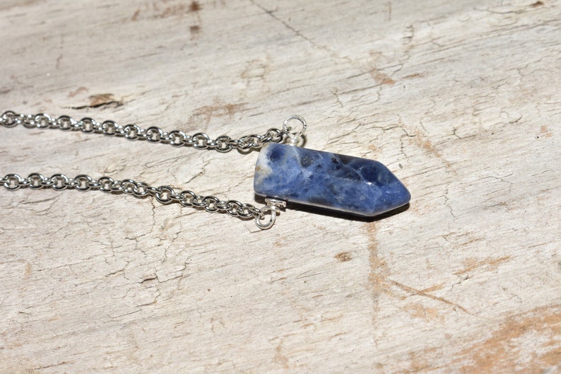 Sodalite 18mm Point Necklace Pendant Minimalist Crystal Quartz Healing Unisex