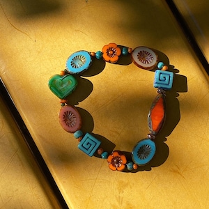 Bohemian Czech Beaded Bracelet ｜Vintage Bead Bracelet｜Green Heart Charms Bracelet|Unique Handmade Boho Jewelry|Aesthetics Bracelet|Y2K Vibes
